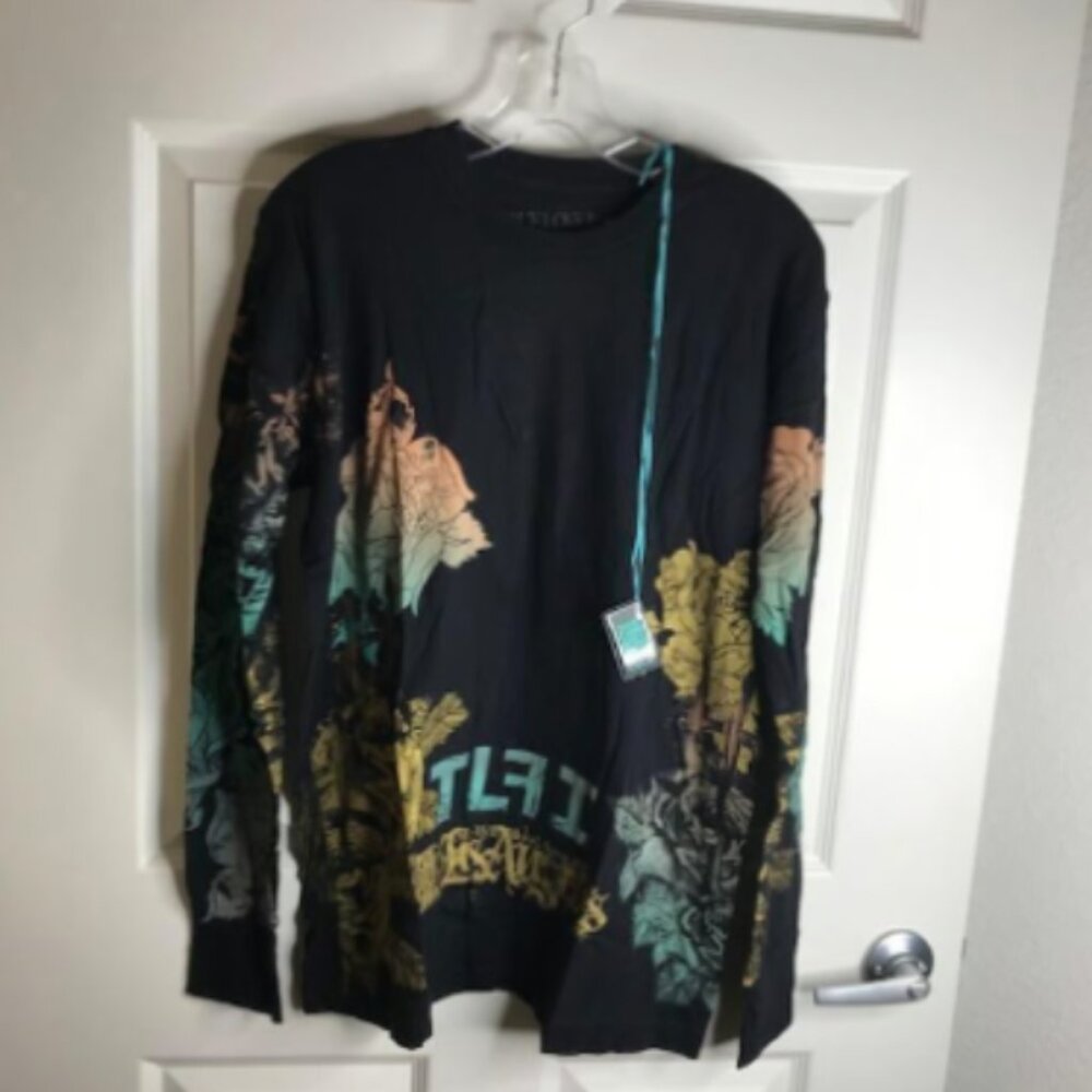 True Love & False Idols Long Sleeve T-Shirt Black Street